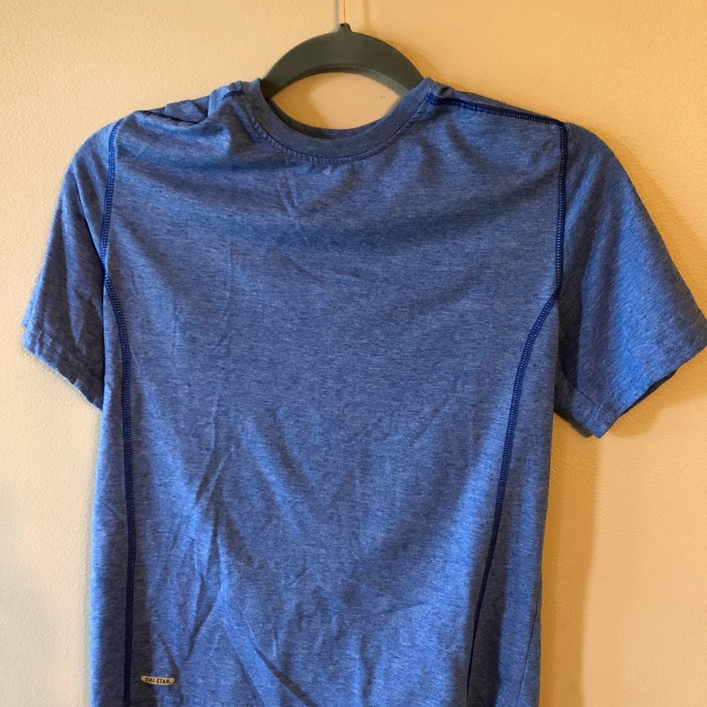 Boys short sleeve T-shirt!